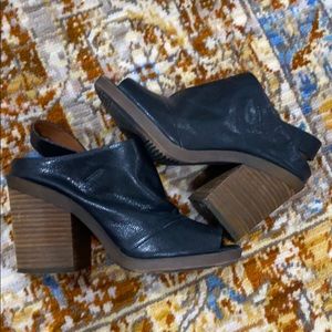Lucky Brand Open-toe booties!